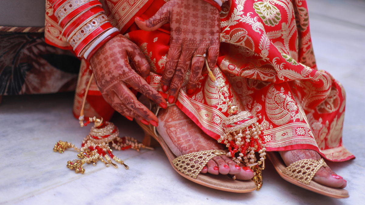 Bridal chura shop in chandni outlet chowk